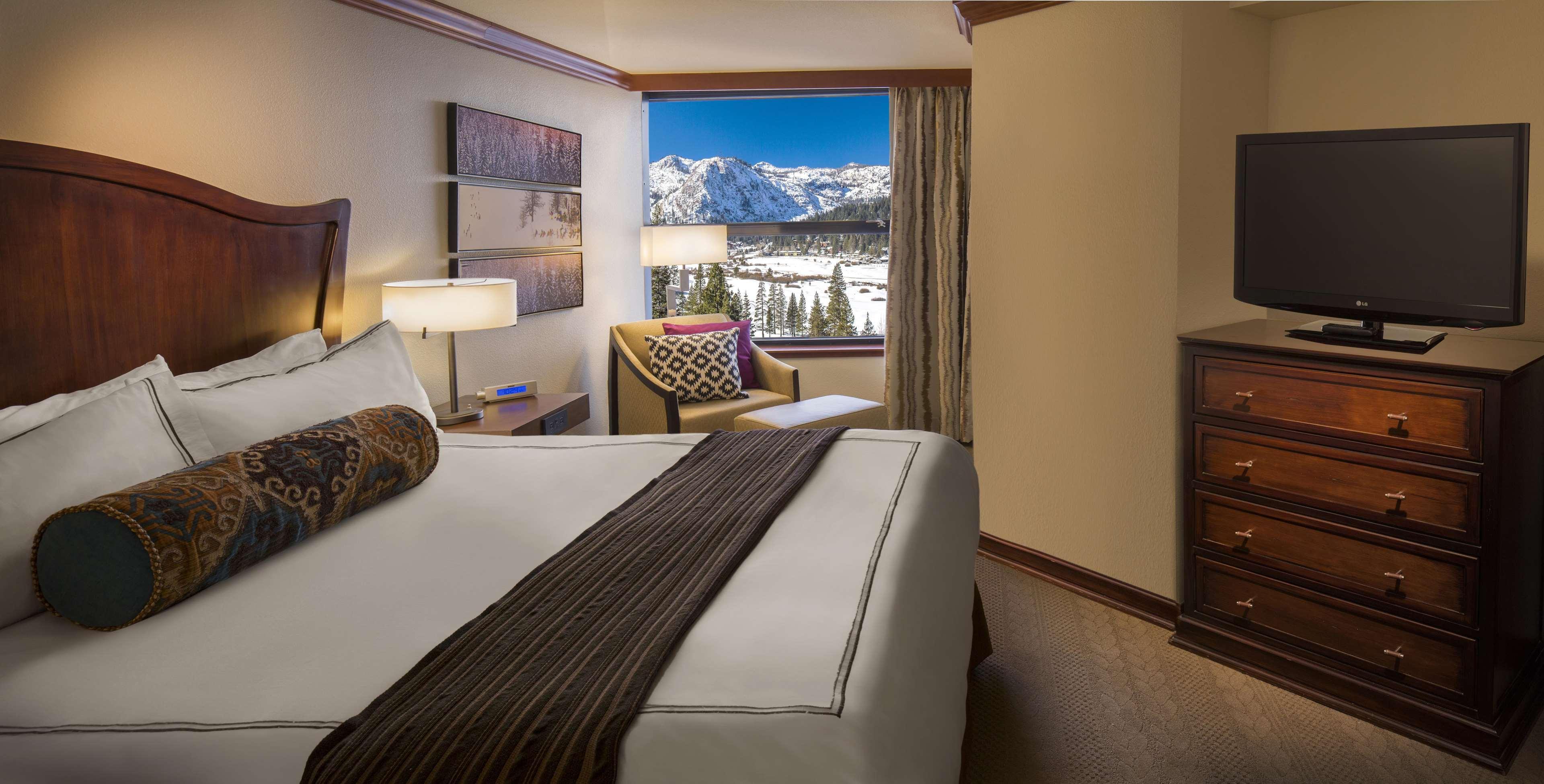 The Everline Resort And Spa, A Destination By Hyatt Hotel Olympic Valley  Exterior photo